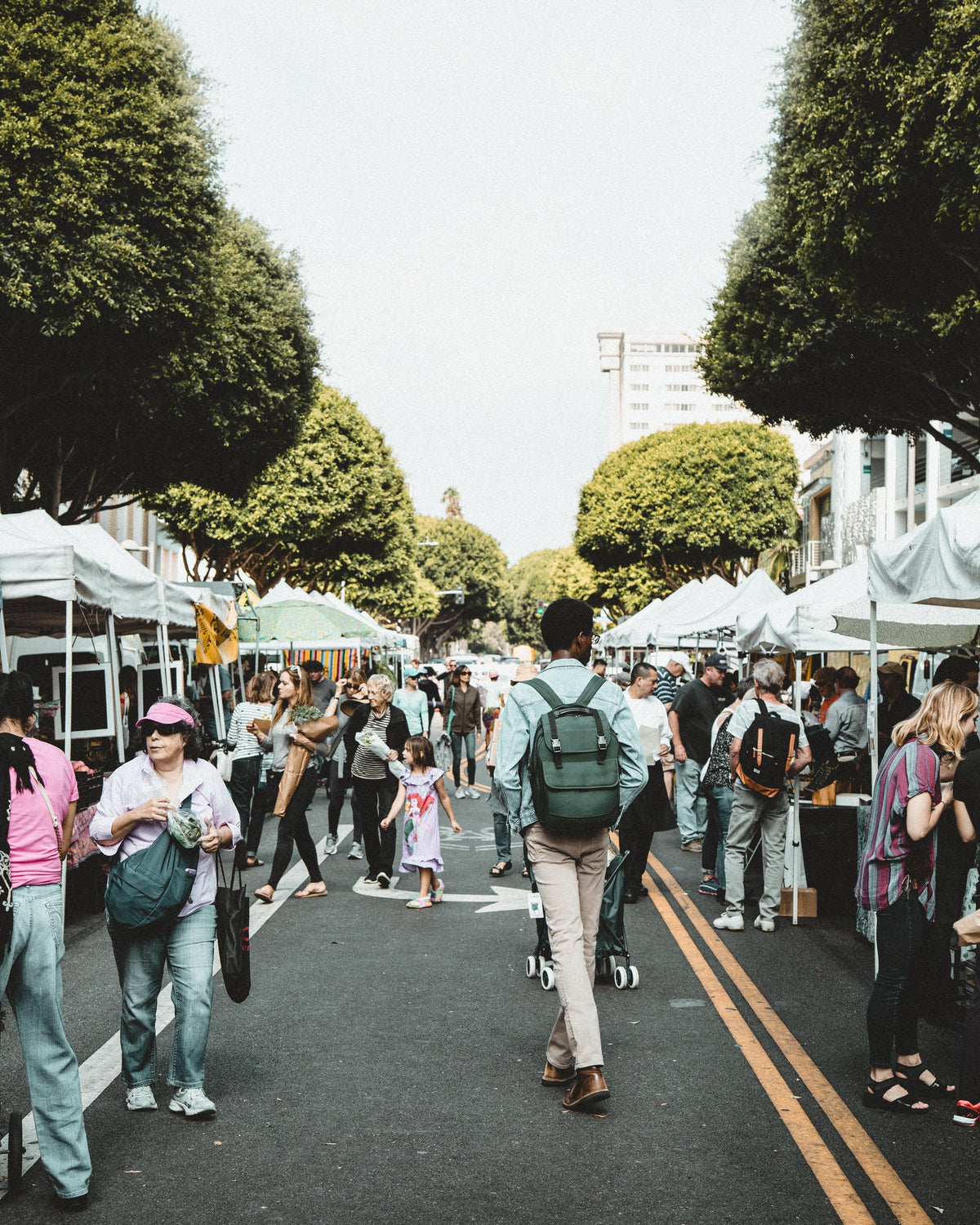 13 Successful Vendor Booth Ideas + an Outdoor Booth Setup Checklist