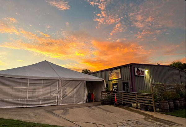How to Choose the Best Bar Tent for Outdoor Service, Events, and Guest Seating