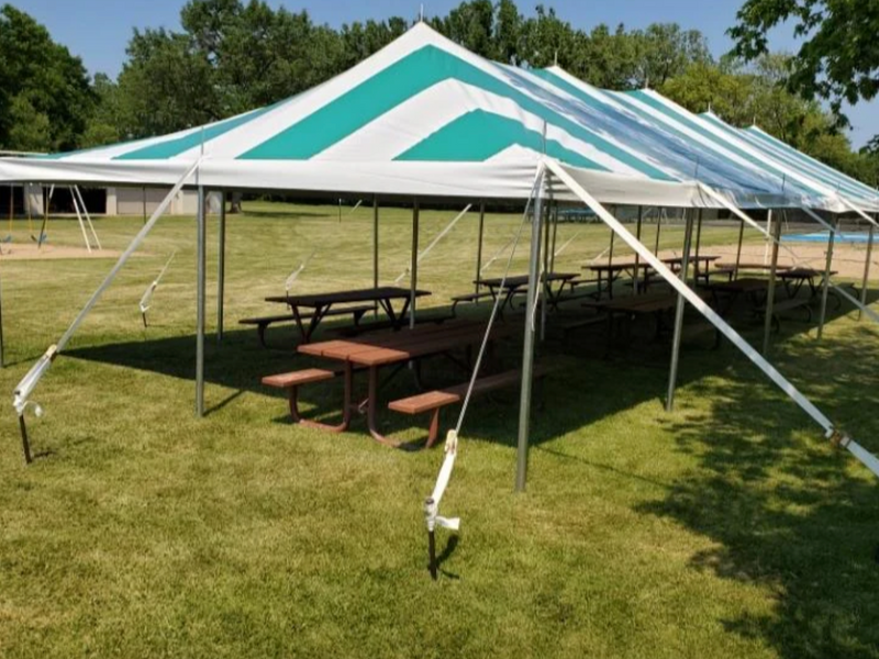 green pole tent